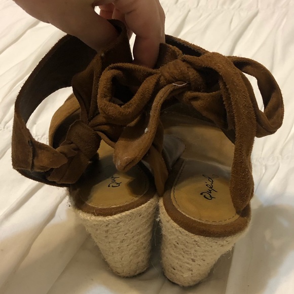 Tan Wedges - Picture 3 of 3